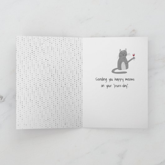 Verjaardag Tabby Cat in het venster van het appart Kaart (Binnen)