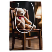 Verjaardag Teddybeer op een stoel Medium Cadeauzakje (Voorkant)