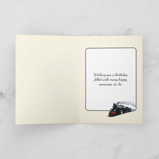 Verjaardag  trein op een berg schraag kaart (Binnen)