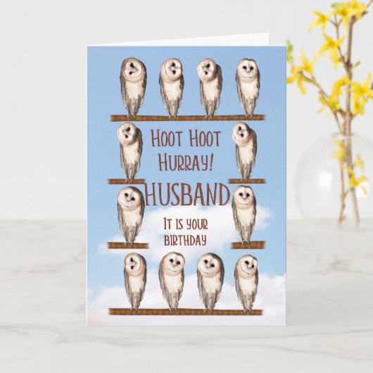 Verjaardag van de man, nieuwsgierige uilen kaart (Gele Bloem)