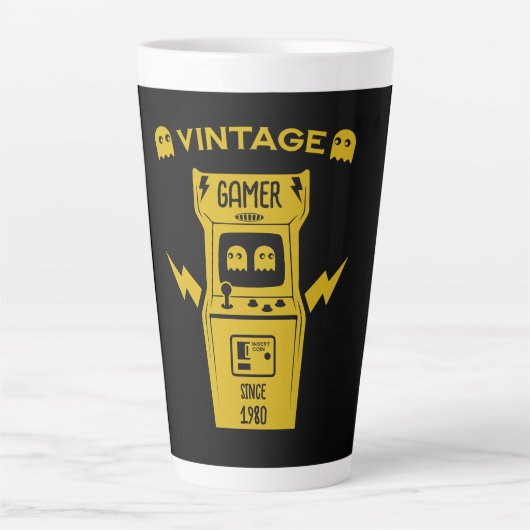 Verjaardag van Over The Hill Gamers Latte Mok (Voorkant)
