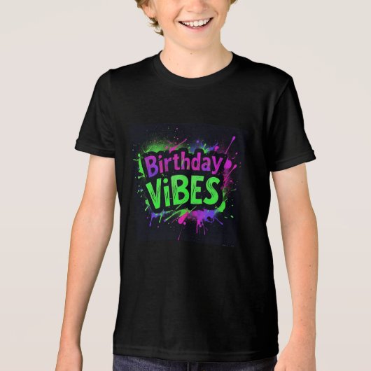 Verjaardag Vibes Neon Splatter Boys Tri-Blend Shirt (Voorkant)