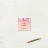 Verjaardag vieren post-it® notes (Op bureau)