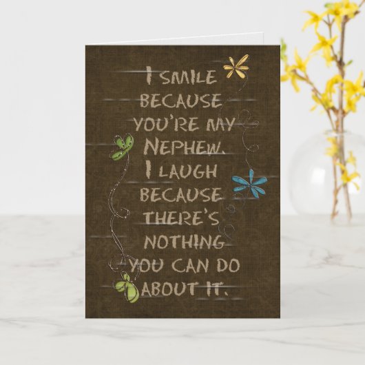 Verjaardag voor neef-bloemenglitter op bruin kaart (Gele Bloem)