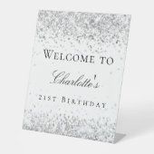 Verjaardag wit zilveren glitter welkom reclamebord met voetstuk (Voorkant)