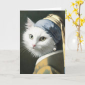 Verjaardag Witte kat met een parel oorbel schilder Kaart (Gele Bloem)