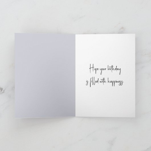 Verjaardag witte kitten in een mand kaart (Binnen)