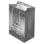 Verjaardag zilveren glitter druppels monogram medium cadeauzakje (Voorkant Gekanteld)