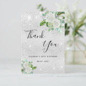 Verjaardag zilveren glitter witte bloemen bedankkaart (Staand voorkant)