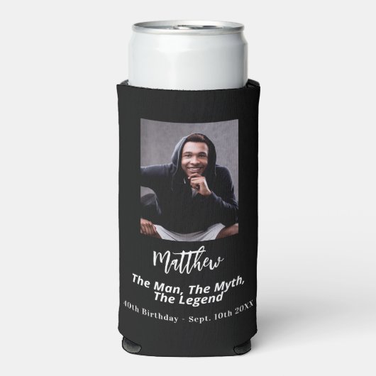 Verjaardag zwart wit foto man myth legende seltzer blikjeskoeler (Seltzer Voorkant)
