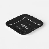 Verjaardag zwart wit minimalistische mannen guy papieren bordje (Gebogen)