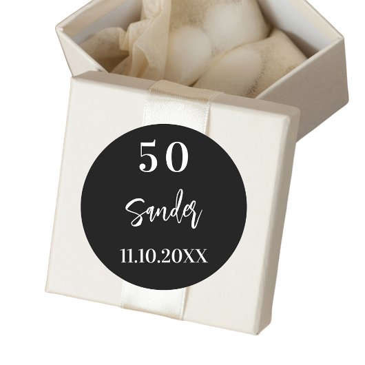 Verjaardag zwart wit script minimalist ronde sticker