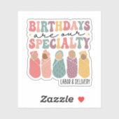 Verjaardagen zijn onze specialiteit Grappige L en  Sticker (Vel)