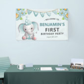 Verjaardagsbanner voor Cute Elephant Boy 1st Spandoek (Beurs)