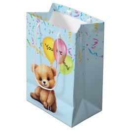 Verjaardagsbeer met ballonnen en confetti medium cadeauzakje