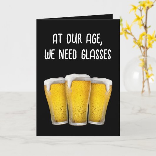 Verjaardagsbieren op zwart kaart (Gele Bloem)