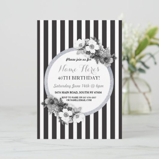 Verjaardagsbloemen Zwart Wit Zilveren Streep Uitno Kaart (Staand voorkant)