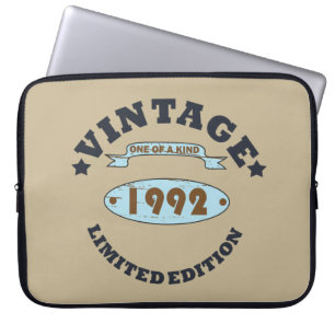 Verjaardagscadeau uit 1992 vintage laptop sleeve