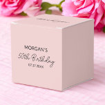 Verjaardagsfeest Blush Pink Bedankt Naam Bedankdoosjes<br><div class="desc">Druk je dankbaarheid met elegantie uit met behulp van onze verjaardagsfeestje Blush Pink Thank You Name Favoriete Boxes! Deze charmante dozen hebben een zachte, blozende roze kleur en een gepersonaliseerde bedankboodschap, waardoor ze perfect zijn voor het toevoegen van een speciaal tintje aan uw feest. Ideaal voor het verpakken van kleine...</div>