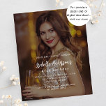 Verjaardagsfeest foto budget uitnodiging flyer<br><div class="desc">Houd er rekening mee dat deze uitnodiging op flyerpapier staat en erg dun is. Enveloppen zijn niet inbegrepen. Voor dikkere uitnodigingen (zelfde ontwerp) gelieve onze opslag te bezoeken. Personaliseer en voeg uw foto- en feestdetails toe. Ik heb een donkere overlay over de foto gebruikt zodat de tekst makkelijker te lezen...</div>