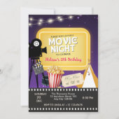 Verjaardagsfeest met popcornfilm in de achtertuin kaart (Voorkant)