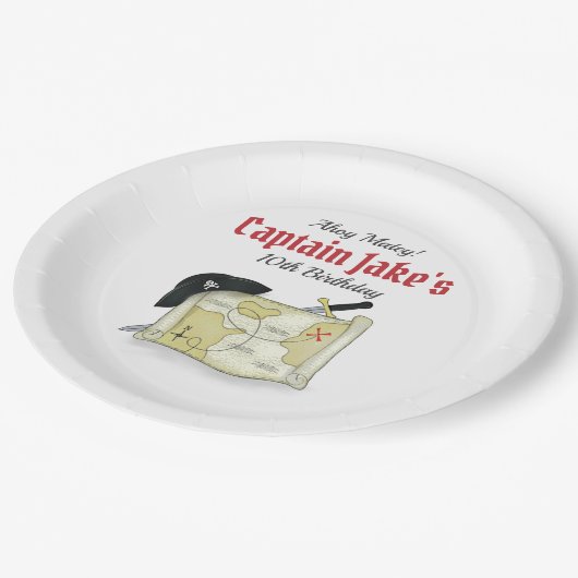 Verjaardagsfeest Schattigee piraat gepersonaliseer Papieren Bordje (Gekanteld)