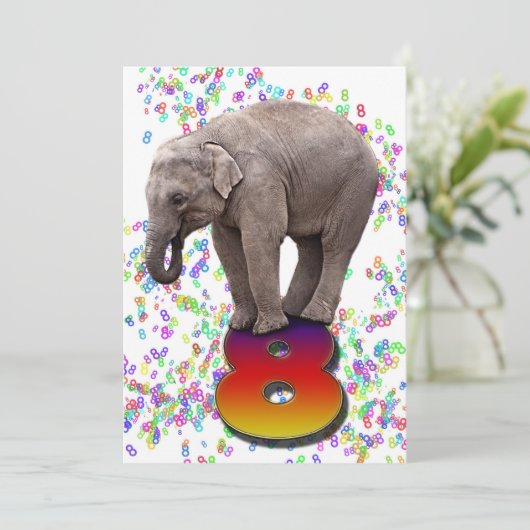 Verjaardagsfeest uitnodiging 8, met blije olifante (Staand voorkant)