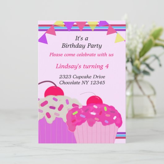 Verjaardagsfeest Uitnodiging Fancy Cupcakes (Staand voorkant)