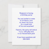 Verjaardagsfeest uitnodiging rode cabover grote ri (Achterkant)