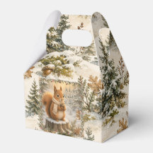 Verjaardagsfeest voor eekhoorn in winterwoud