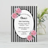 Verjaardagsfeestje 18 jaar pink rozen zwart witte  kaart (Staand voorkant)