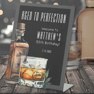 Verjaardagsfeestje Aged To Perfection Reclamebord Met Voetstuk
