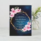 Verjaardagsfeestje blauwe hemel roze bloemen kaart (Staand voorkant)