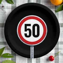 Verjaardagsfeestje cirkelvormige verkeersbord met papieren bordje