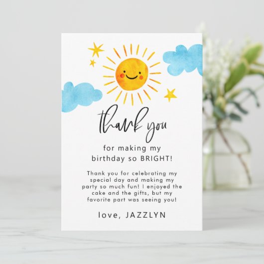Verjaardagsfeestje in de zonneschijn bedankkaart (Staand voorkant)