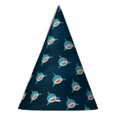 Verjaardagsfeestje met haaienpatronen feesthoedjes (Links)