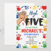 Verjaardagsfeestje met high five voor 5 jaar kaart (Voorkant / Achterkant)