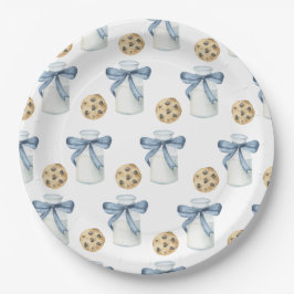 Verjaardagsfeestje met koekjes en melk papieren bordje