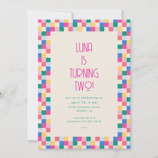 Verjaardagsfeestje met speelse blokken in meerdere kaart (Voorkant)