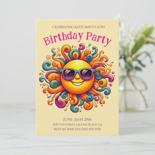 Verjaardagsfeestje - Sunny Smiles Kaart (Staand voorkant)