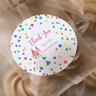 Verjaardagsfeestje van de Pastel Zusters Ronde Sticker