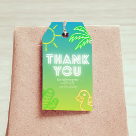 Verjaardagsfeestje voor jongens met zwembadfeestje cadeaulabel