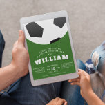verjaardagsfeestje voor voetbal kinderen kaart<br><div class="desc">Of je het nu voetbal of football noemt,  je krijgt een schop uit deze uitnodiging voor een kind verjaardagsfeestje. Met een groot voetbal,  een groene veldturf en een leuke typografie is de toon voor een geweldige viering van een sportthema.</div>