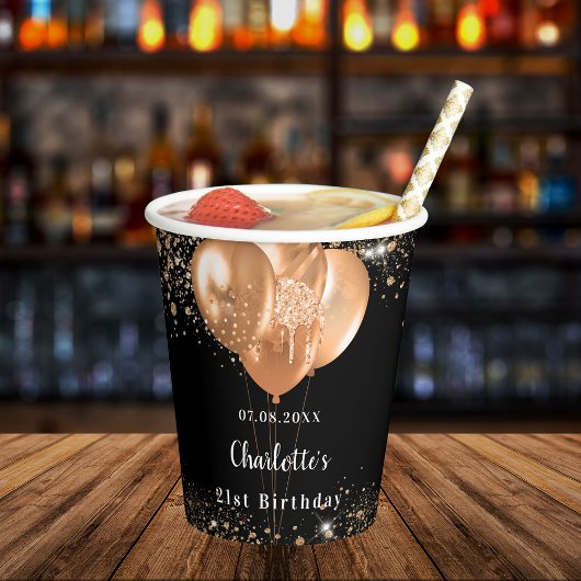 Verjaardagsfeestje zwart gouden ballonnen naam papieren bekers