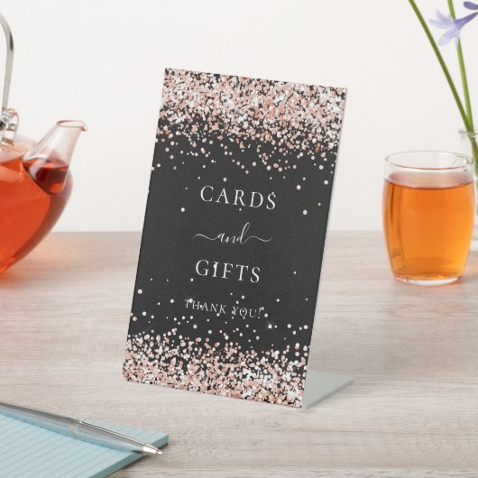 Verjaardagsfeestje zwart roos gouden kaarten cadea reclamebord met voetstuk (Insitu)