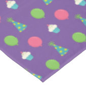 Verjaardagsfeestjes, petten en cupcakes tafelkleed (Gekanteld)