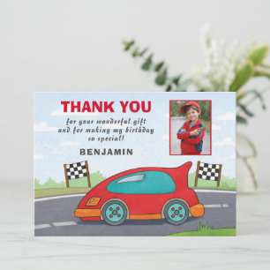 Verjaardagsfoto met leuk rood raceauto bedankkaart
