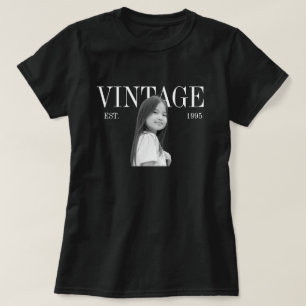 Verjaardagsfoto uit de kindertijd op T-shirt