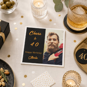 Verjaardagsfoto zwart goud proost mannen servet