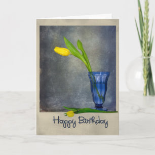 verjaardagsgele tulp in blauw glas kaart